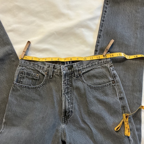 Gap Jeans - Picture 2 of 5